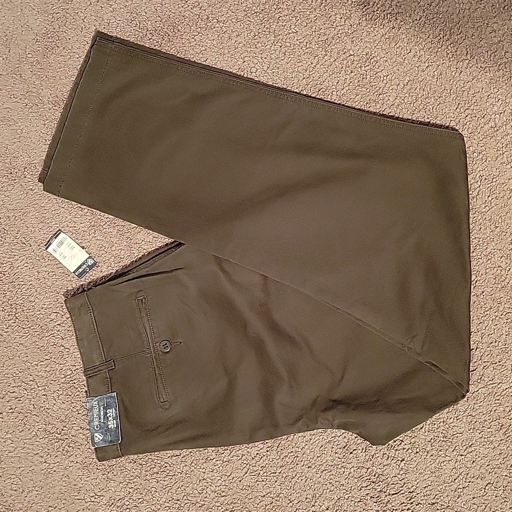 NWT Cremieux men's 35x32 Madison pants in dark olive green